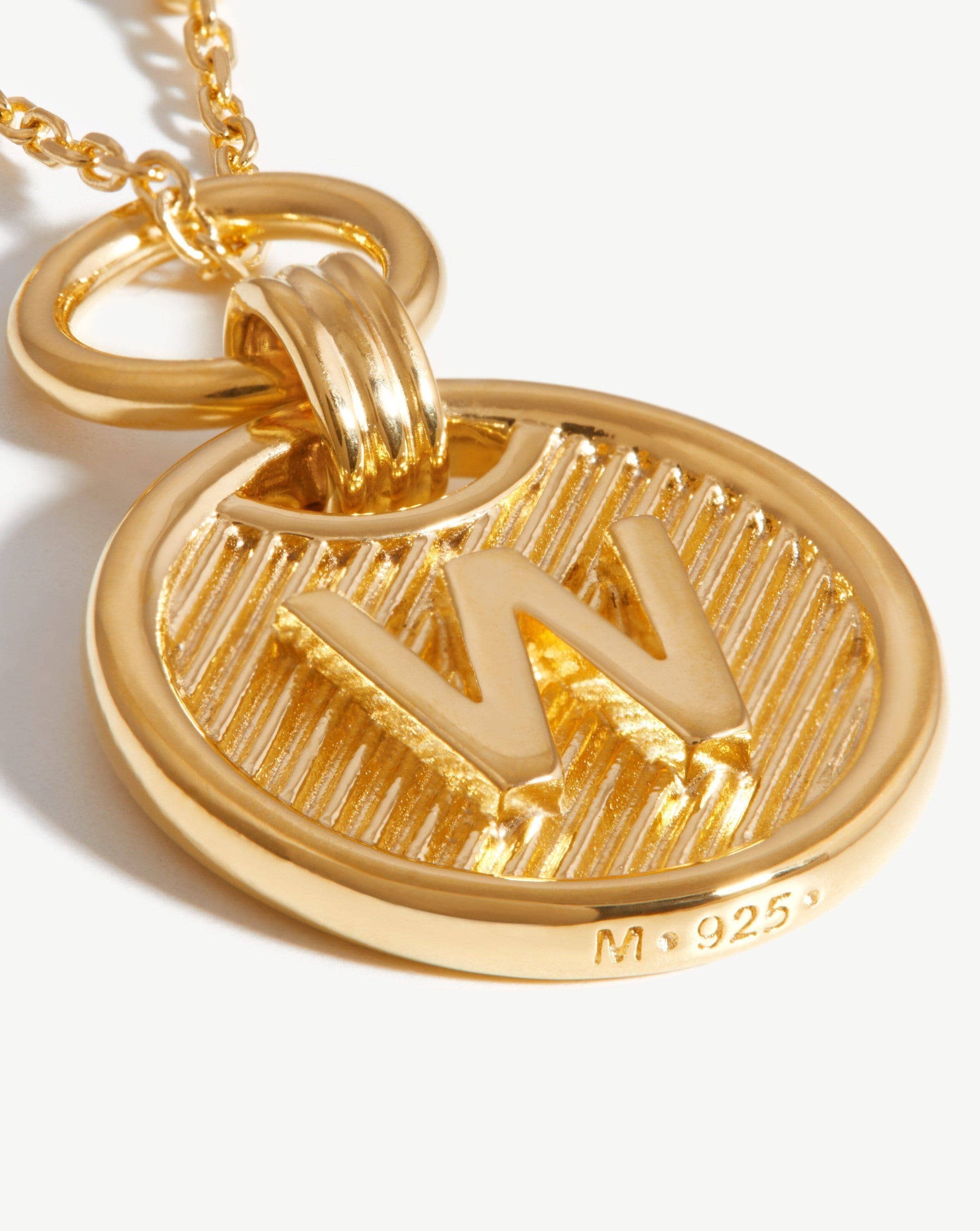 initial-pendant-necklace-initial-w-18ct-gold-plated-vermeil-necklaces-missoma-232551.jpg