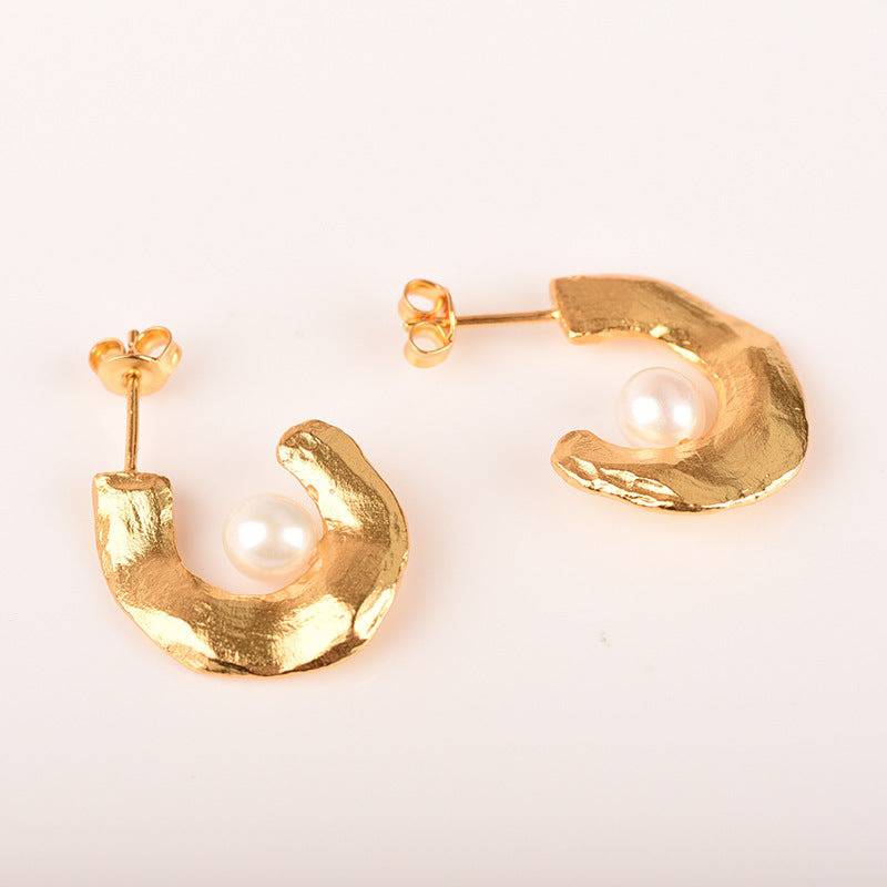 js-jewelry-cassie-pearl-earrings-gold-vermeil-36625838637289_e8f471ff-8e9e-417b-93f7-bc852f6ea3c7.jpg