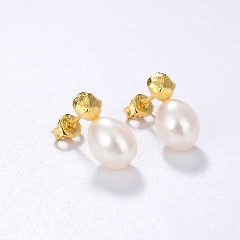 Elegant Teardrop Pearl Dangle Earrings