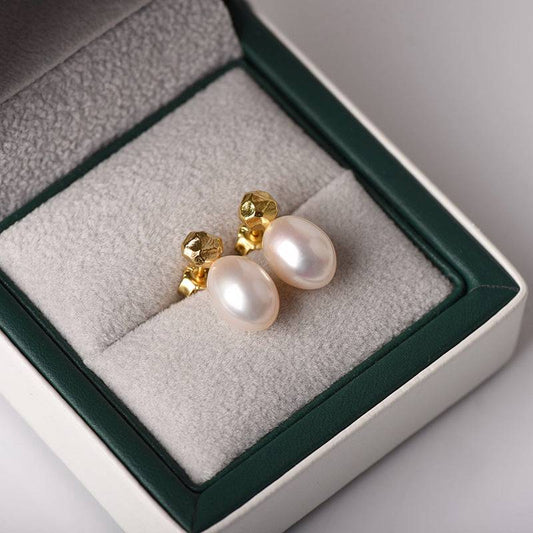 Elegant Teardrop Pearl Dangle Earrings