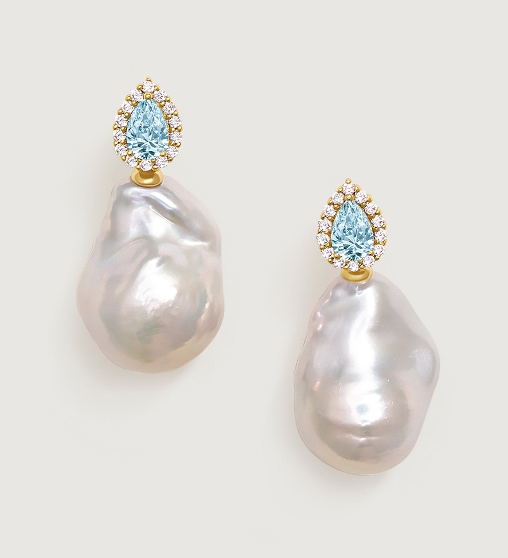 mermaids-tear-pearl-earring-891016.jpg