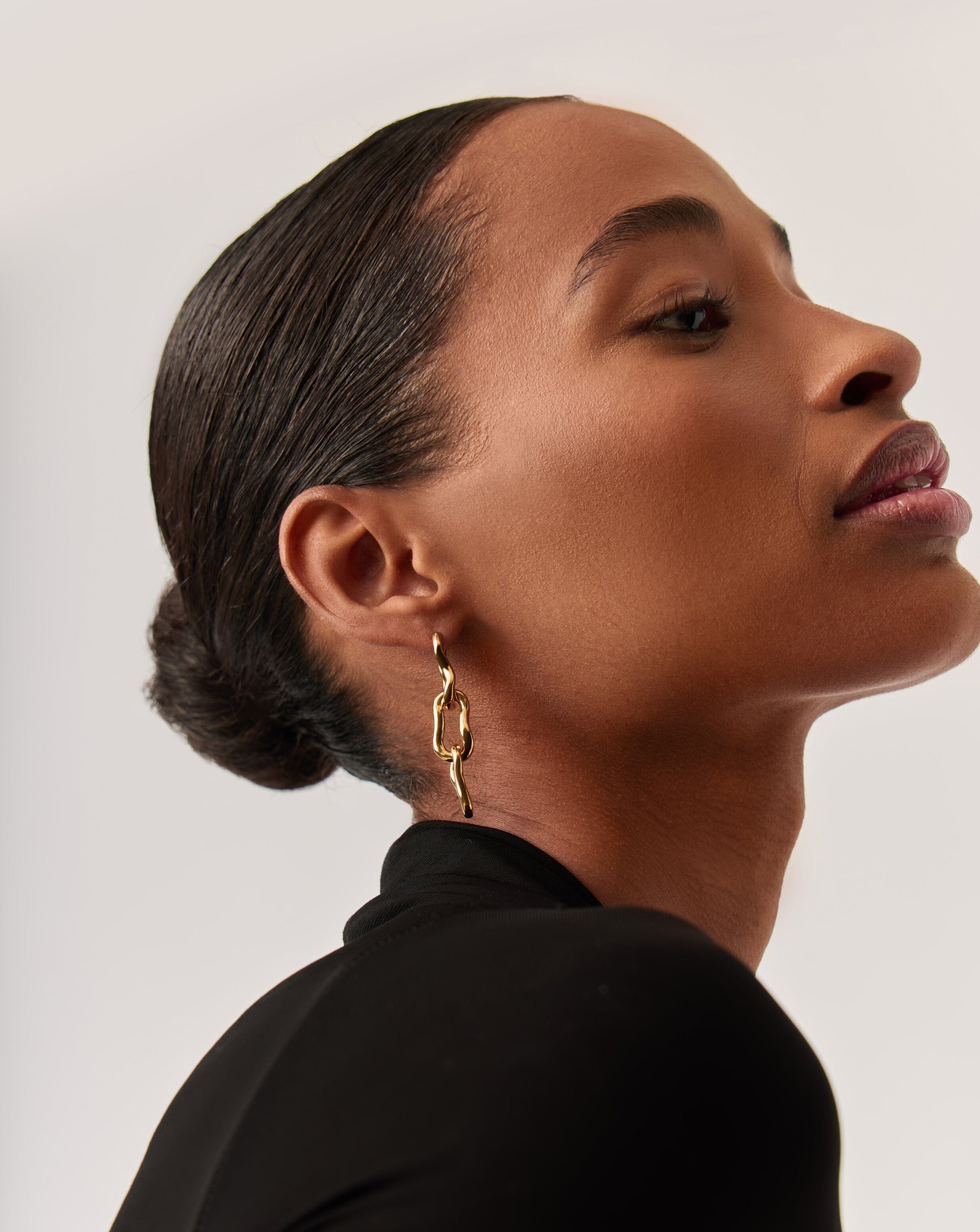 molten-ovate-triple-drop-earrings-18ct-recycled-gold-plating-on-brass-earrings-missoma-164122_1b9c52c1-d4c9-413a-ad72-6b958a8c39cf.jpg