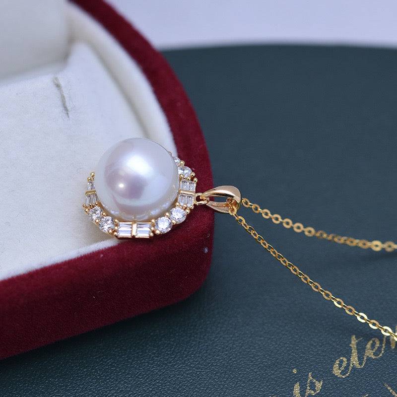 Freshwater Pearl and Zirconia Pendant Necklace