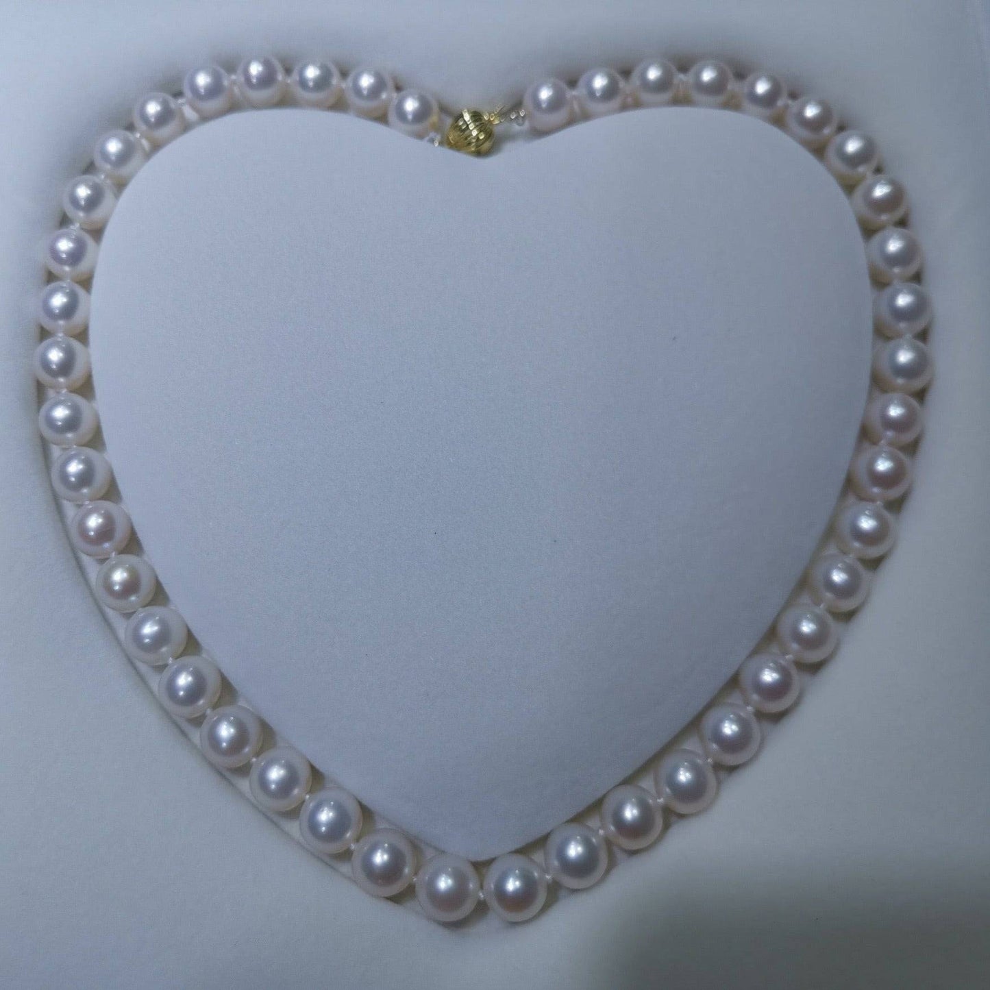 Round White Freshwater Pearl Necklace 8-10mm