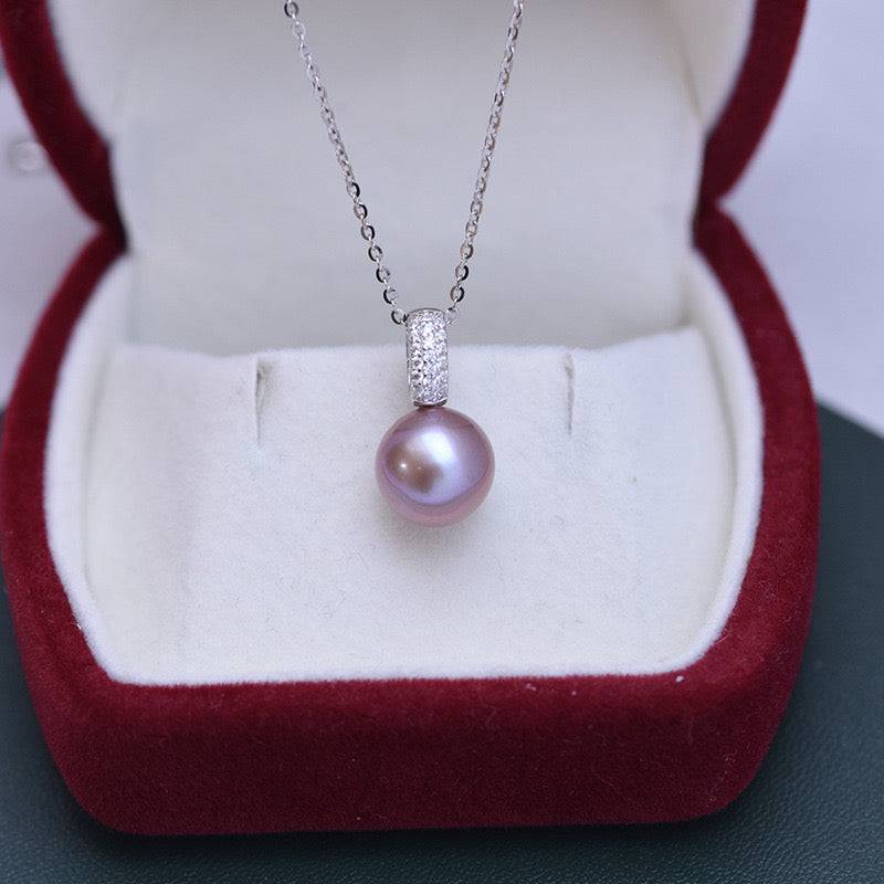 Freshwater Pearl and Anouk Design Necklace