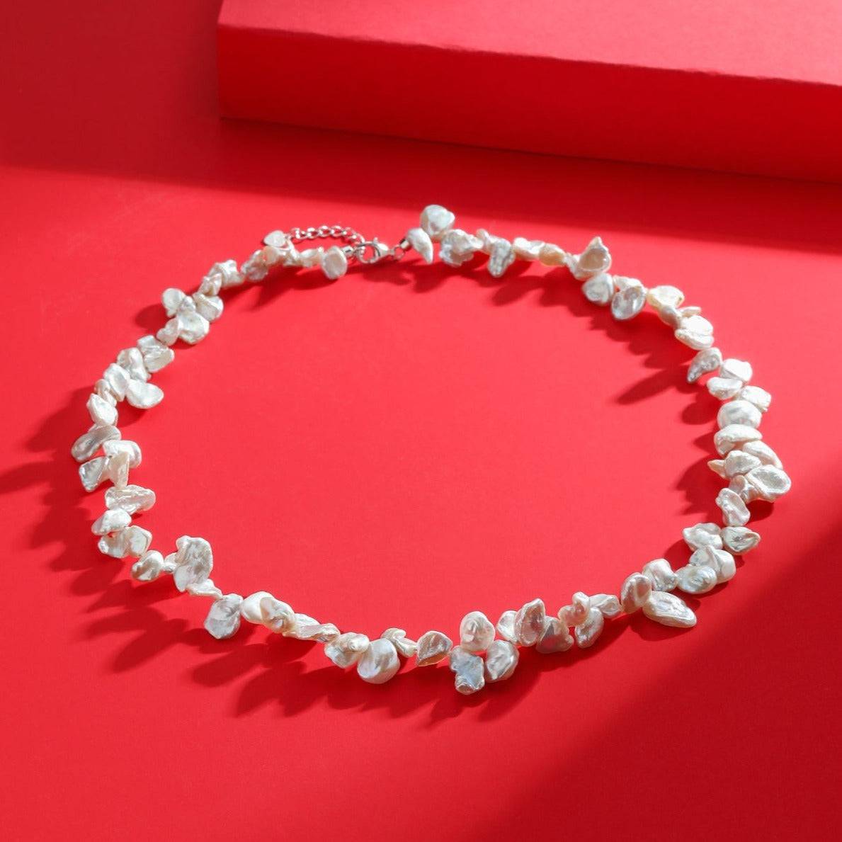 White Keshi Petal Design Pearl Necklace