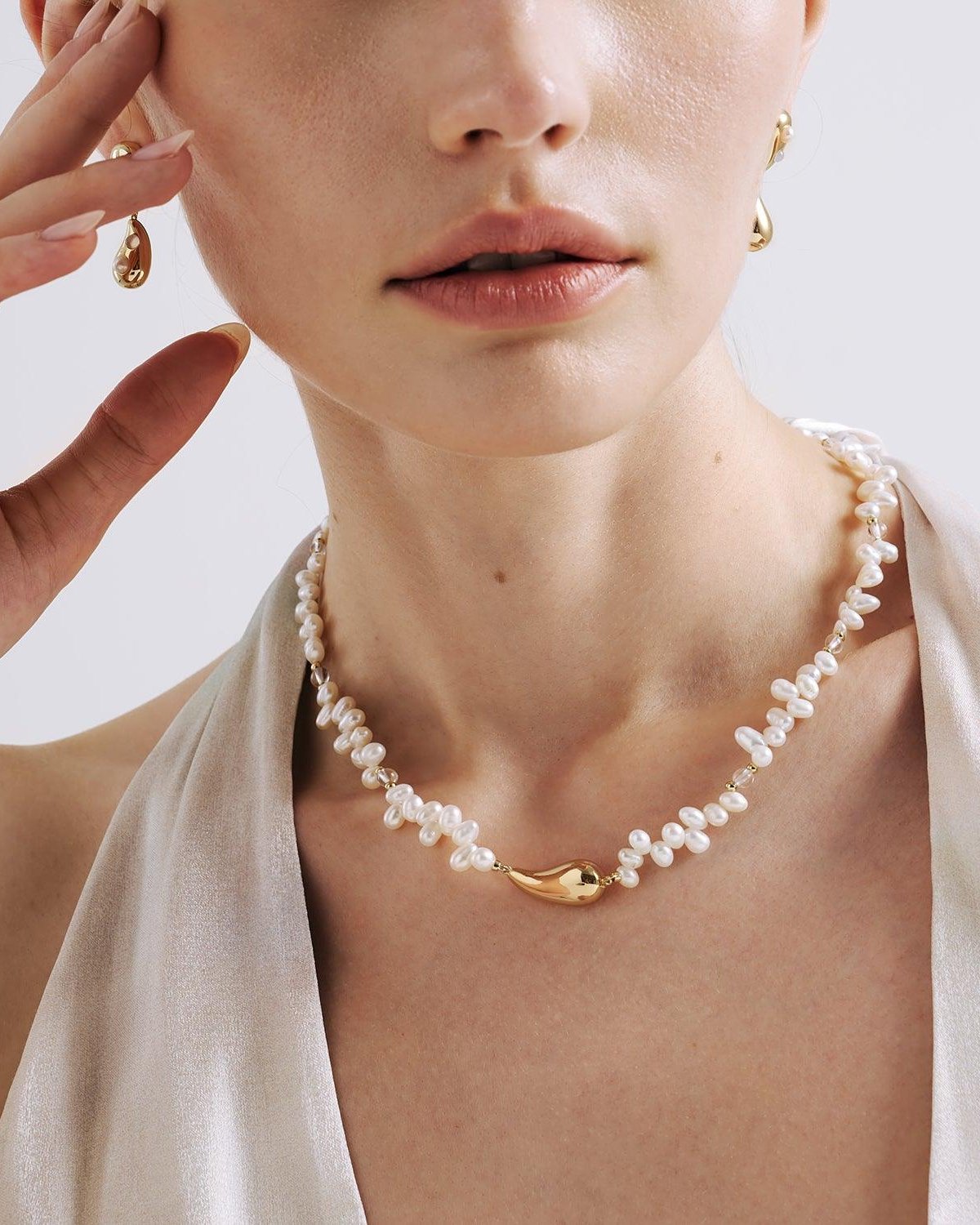 nectar-pearl-necklace-745261_b52d42f9-78eb-4036-9b7c-589d04586a88.jpg