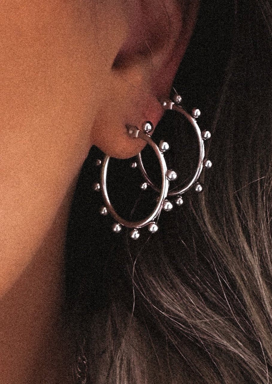 pebby-forevee-earring-silver-campbell-water-resistant-hoop-earring-30267159380026.jpg