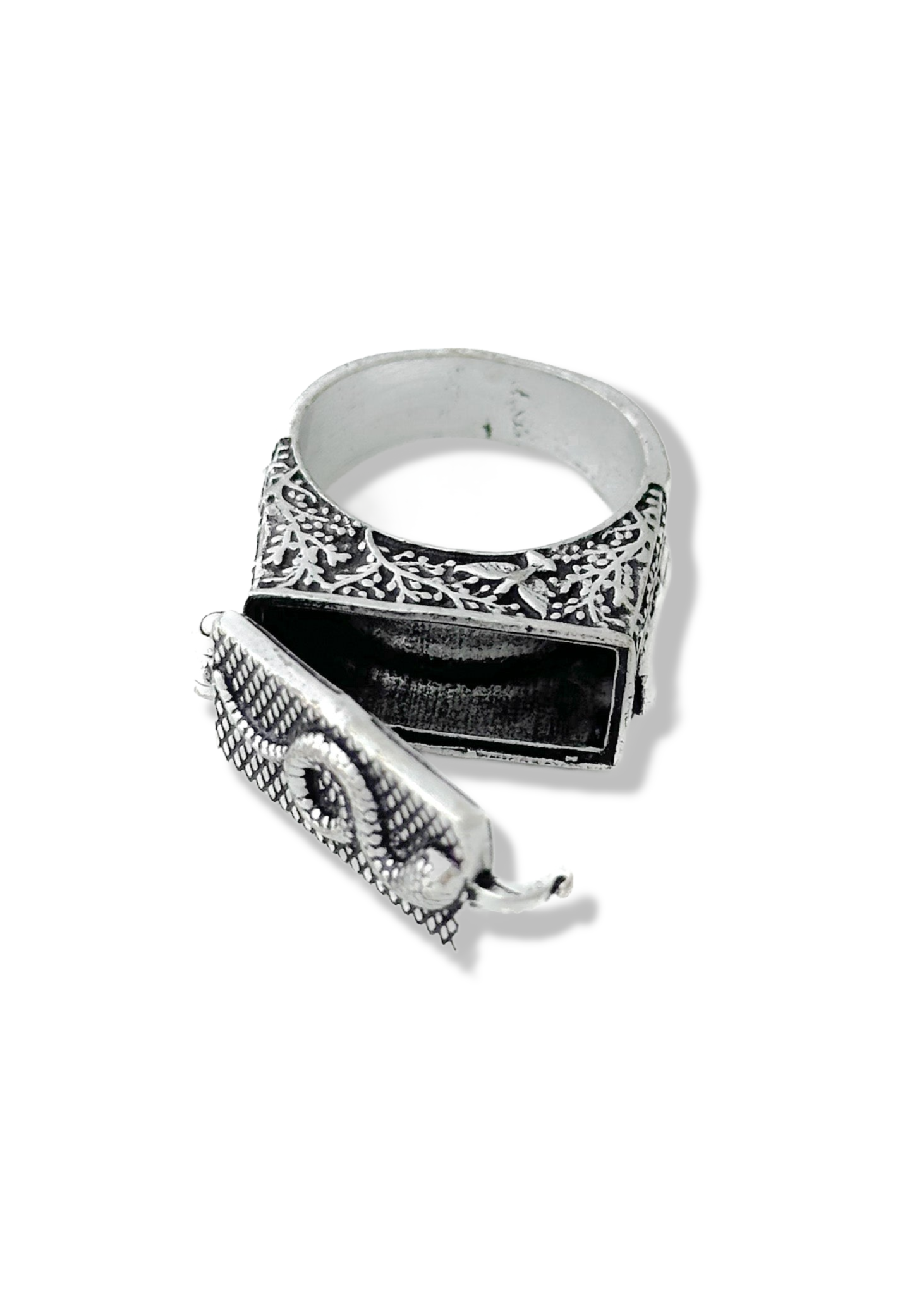 pebby-forevee-ring-silver-8-keeping-secrets-statement-ring-29776858742842.png