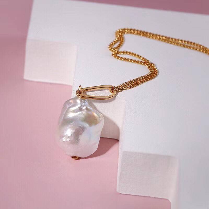 Single Drop Luxury Baroque Pearl Necklace