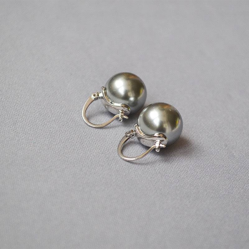 Celina Pearl Earrings Man-made Pearls