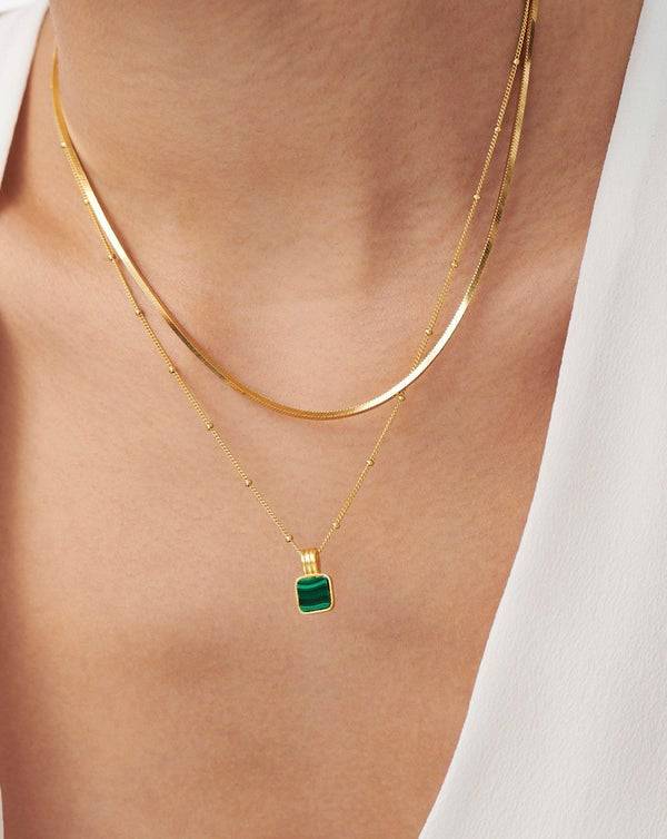 qdmy-necklaces-alice-malachite-square-pendant-necklace-36625847779561.jpg