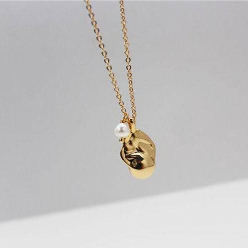 Gold Baroque Pendant Necklace