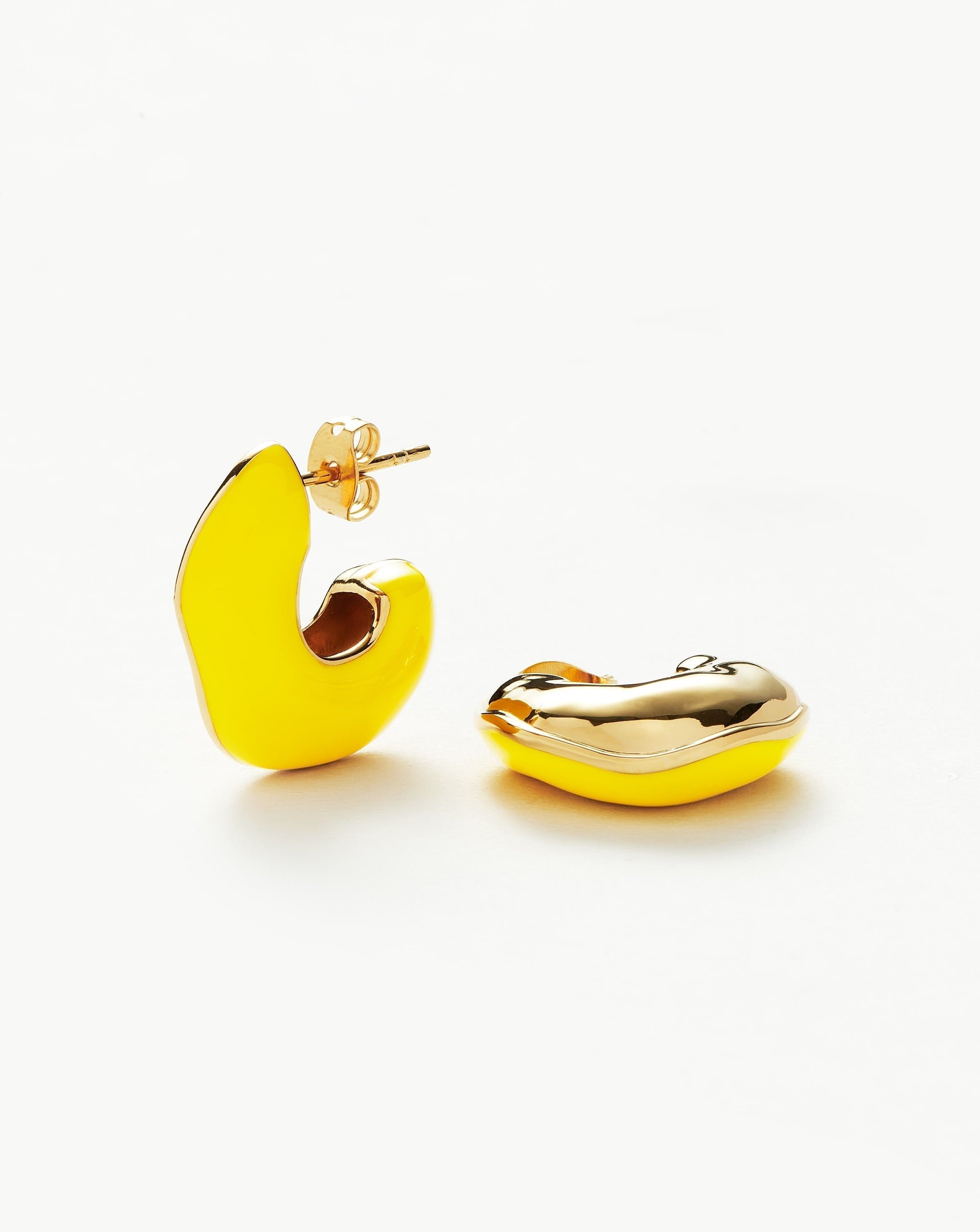 squiggle-chubby-two-tone-enamel-hoop-earrings-18ct-gold-plated-lemon-yellow-earrings-missoma-868989.jpg