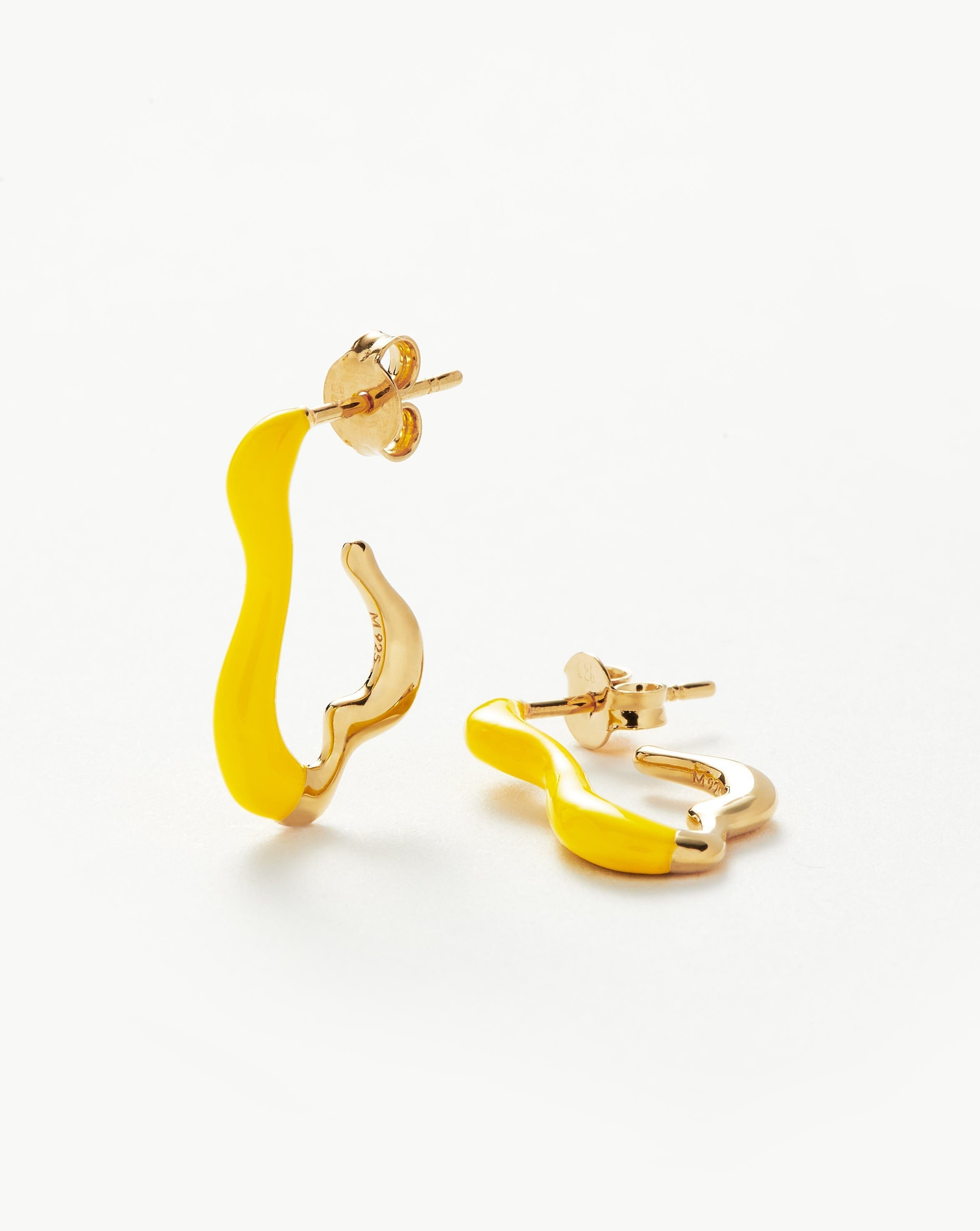 squiggle-curve-two-tone-enamel-small-hoop-earrings-earrings-missoma-340825.jpg