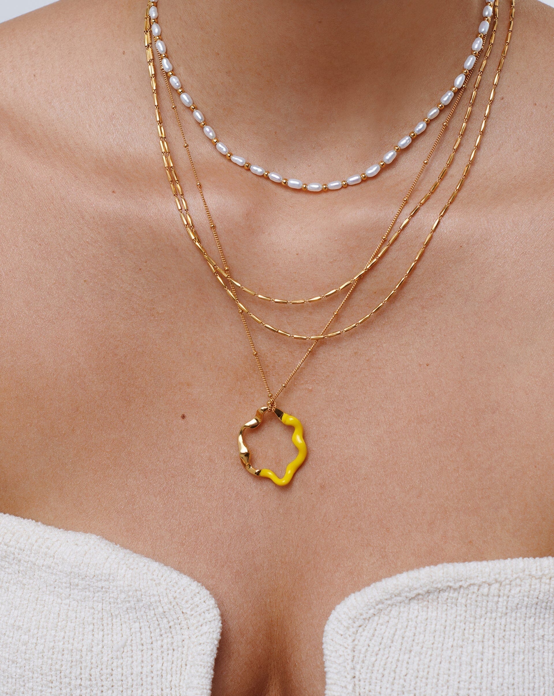 Squiggle Two Tone Enamel Pendant Necklace | 18k Gold Vermeil/Lemon Yellow