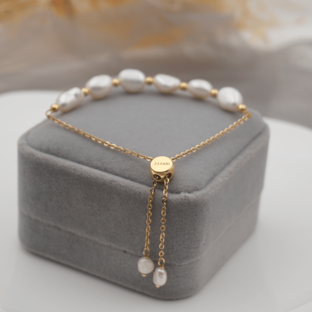 wh-bracelets-luna-luxe-pearl-bolo-bracelet-36626415878377.png