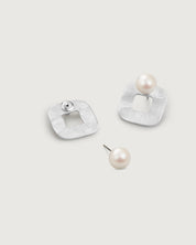 White Magnolia Pearl Earring